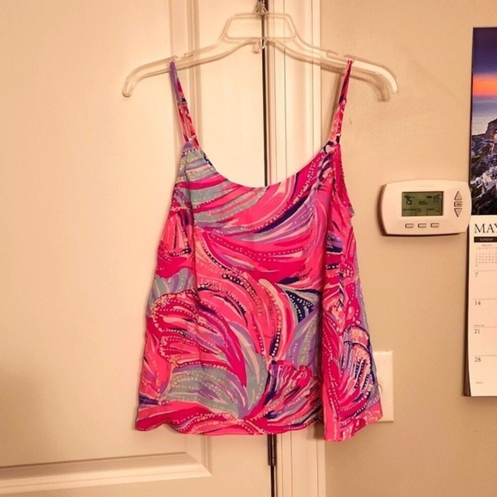Lilly Pulitzer Graycee Top in "Oh My Guava" Print Size XS NWT!
